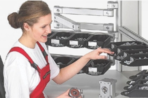 Customizable ergonomic workbenches